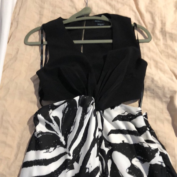 Marciano dress - Picture 2 of 3